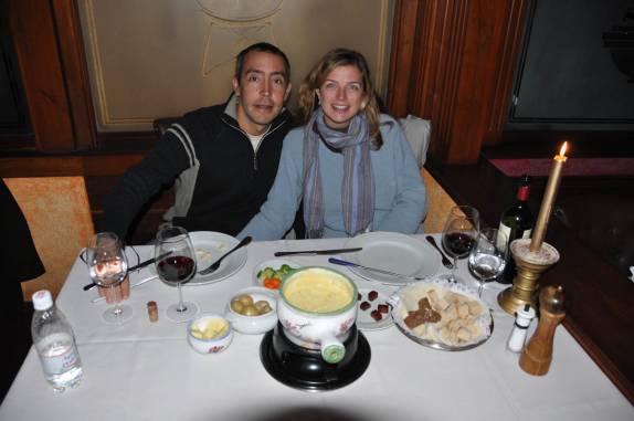 Delicioso fondue de queijo na noite fria de Gramado - RS